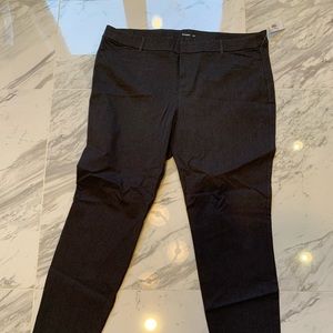 Old Navy charcoal grey pixie pants NWT